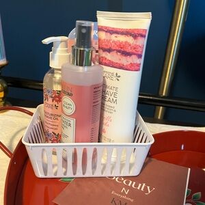 Pink Moisturizing Shave Oil